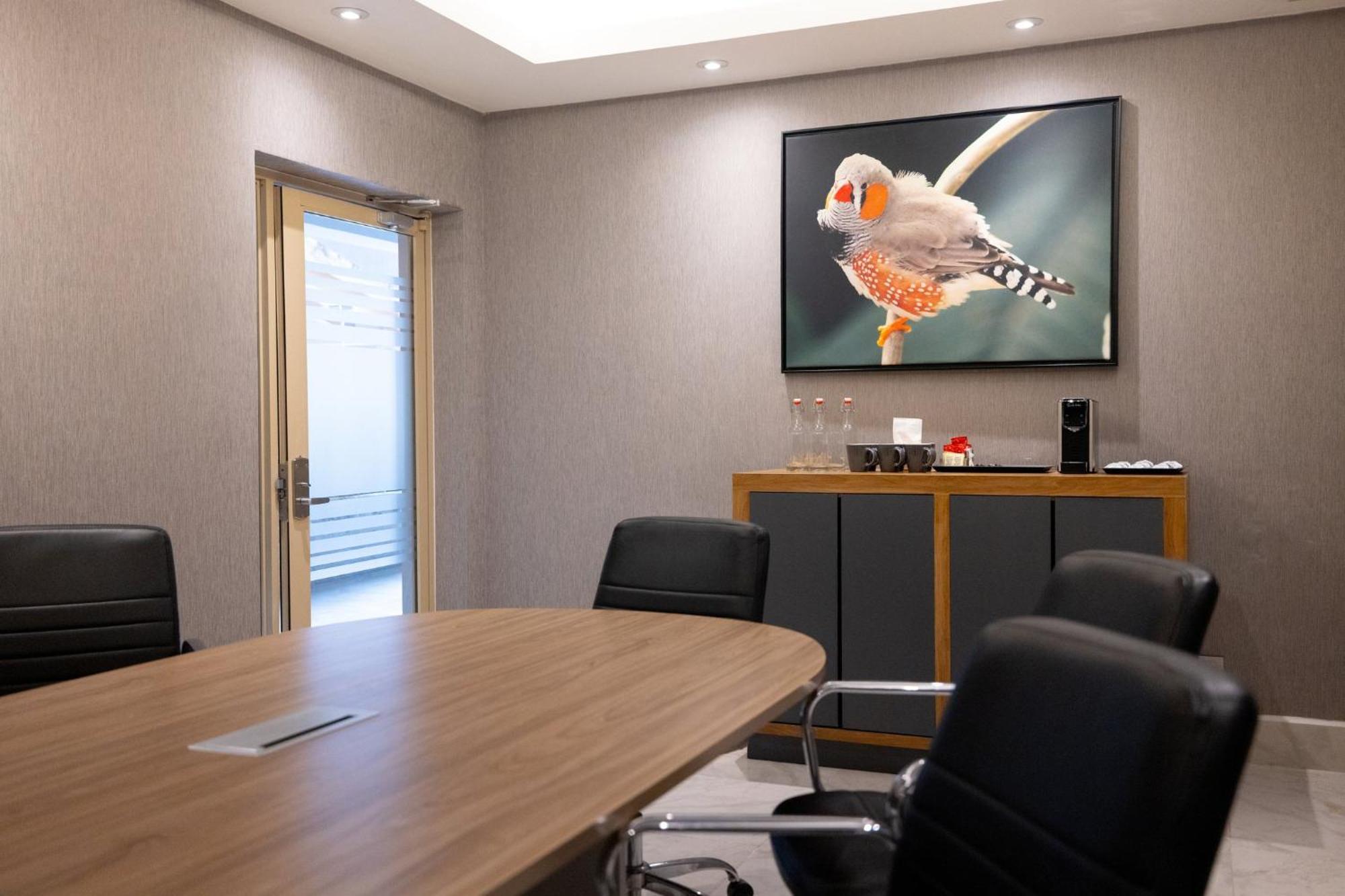 Voco Saltillo Suites By Ihg Bagian luar foto