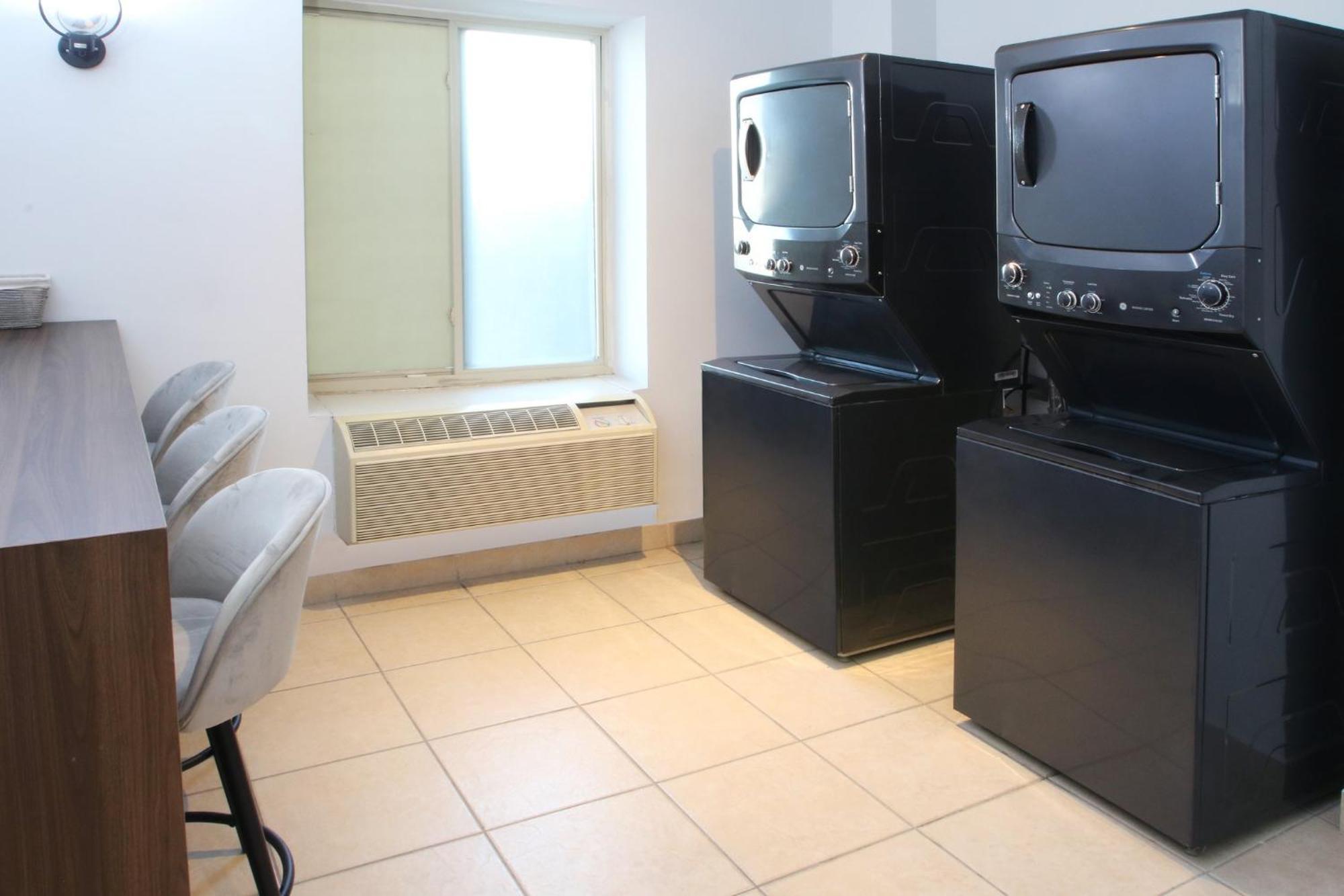 Voco Saltillo Suites By Ihg Bagian luar foto